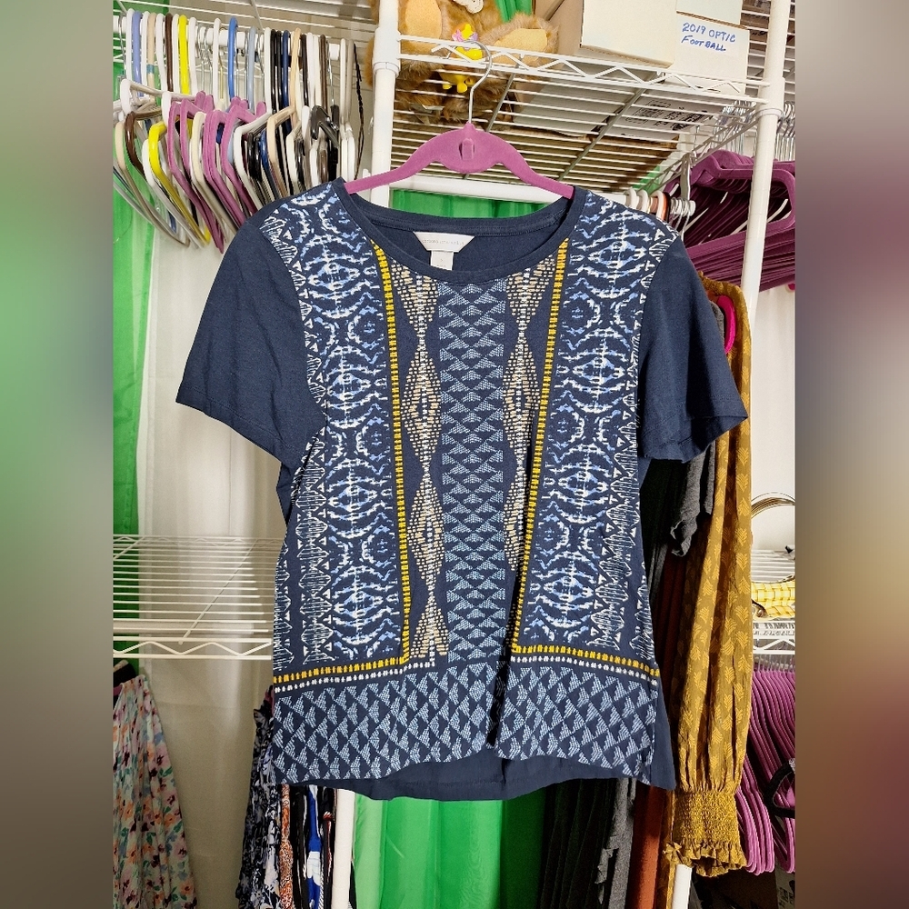 CHRISTOPHER AND BANKS SIZE SMALL BLUE TOP